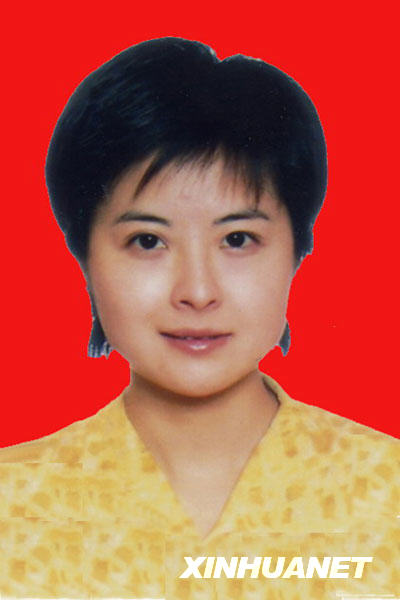 這是中央電視臺(tái)新聞中心記者張泉靈(女)。
