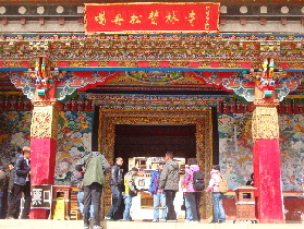 國慶大假后松贊林景區(qū)旅游依舊火熱