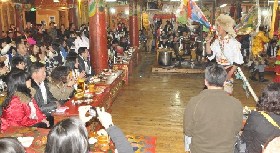 旅游春暖花開(kāi)