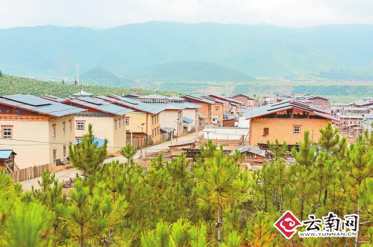 移民安置點(diǎn)村容新貌。