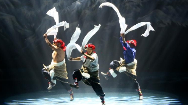 第十屆康巴藝術(shù)節(jié)迪慶、昌都、玉樹、甘孜專場文藝演出集錦