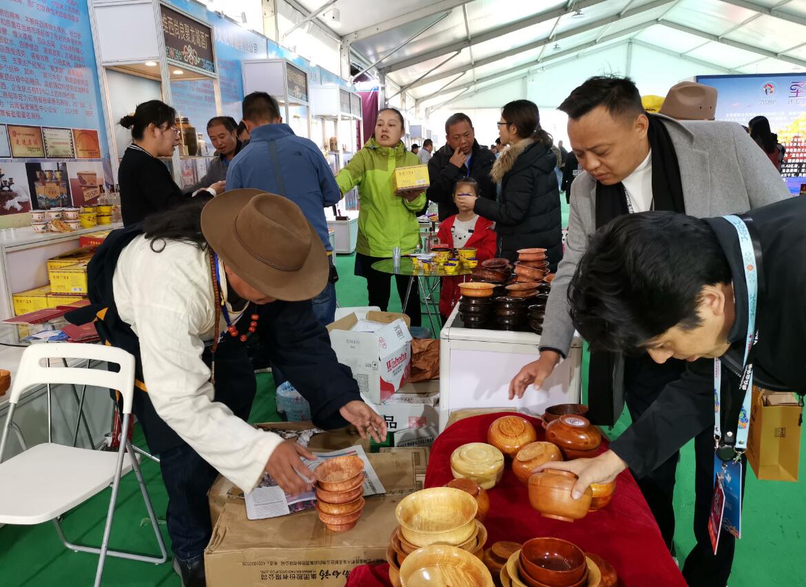 迪慶特色產品在阿壩州備受青睞