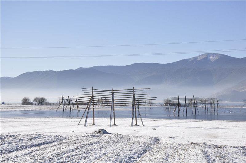 香格里拉迎來(lái)今冬首場(chǎng)降雪，未來(lái)一周還將出現(xiàn)一次小雪天氣
