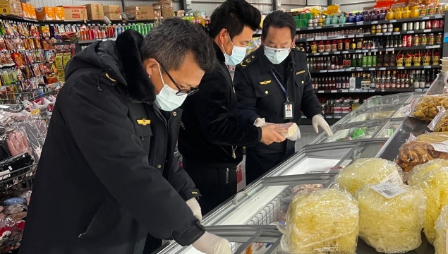 維西縣加強(qiáng)節(jié)前市場檢查守護(hù)春節(jié)市場安全