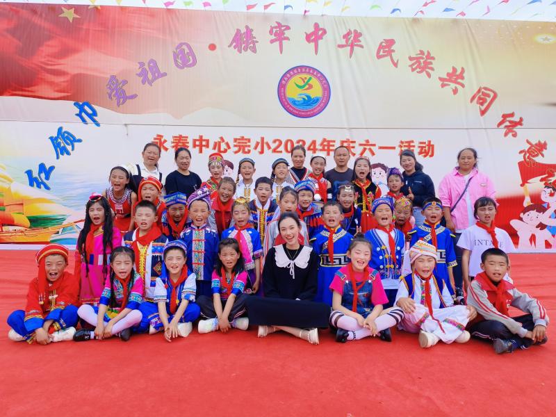 格瑪央宗：與鄉(xiāng)村小學(xué)孩子們一起成長(zhǎng)