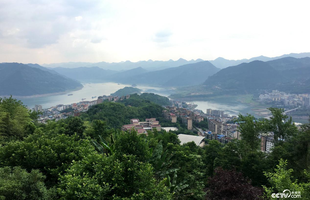 “龍脊嶺生態(tài)文化長廊”成為市民的“客廳”